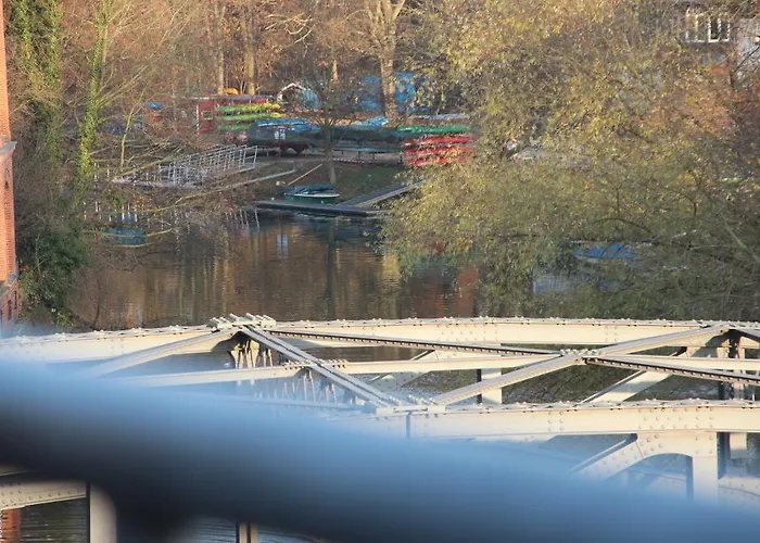Am Fluss/park *